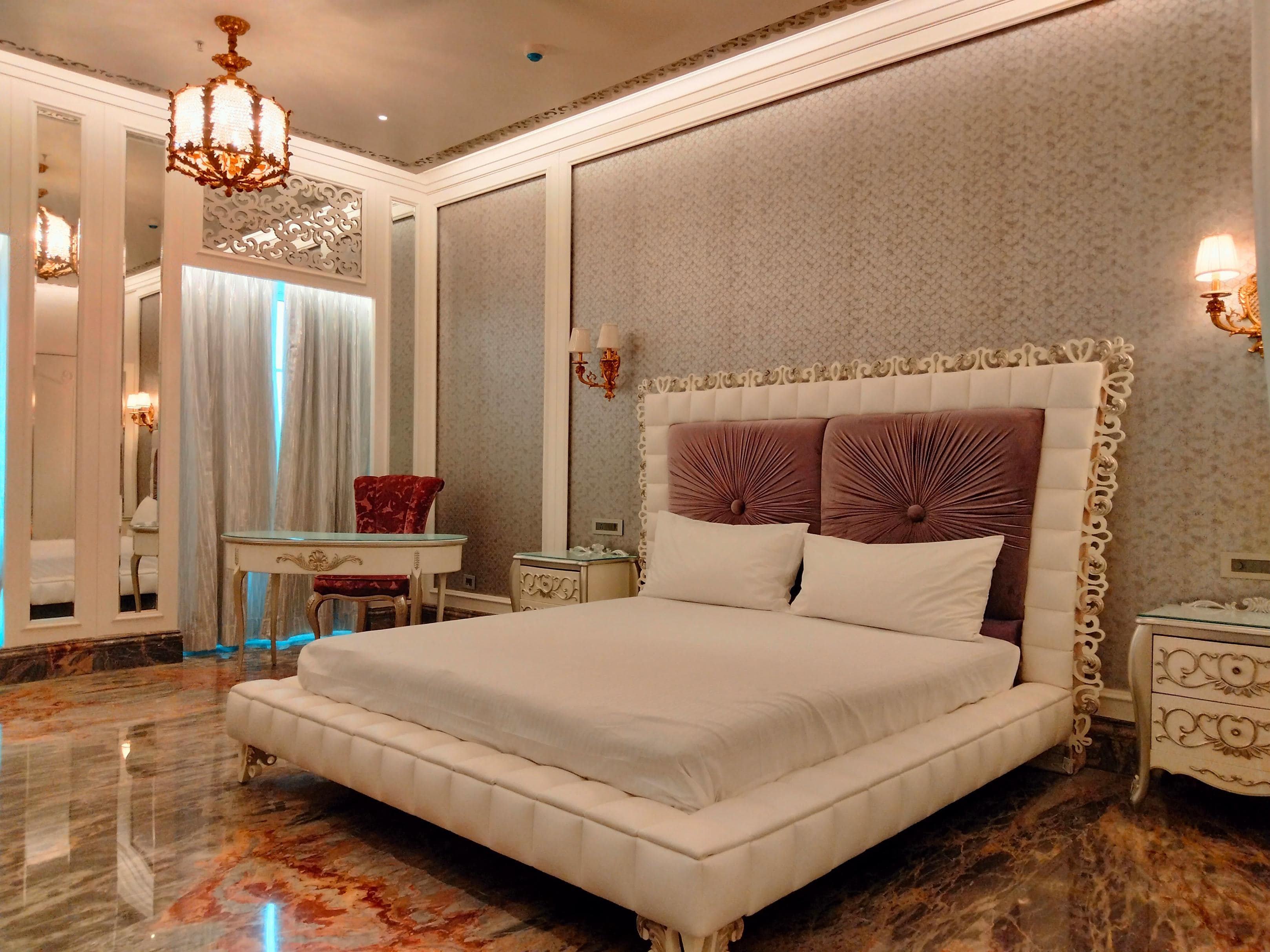 Room 4